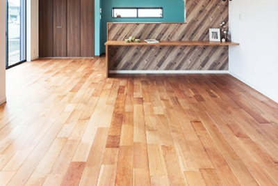 こだわりの親切設計・無垢材