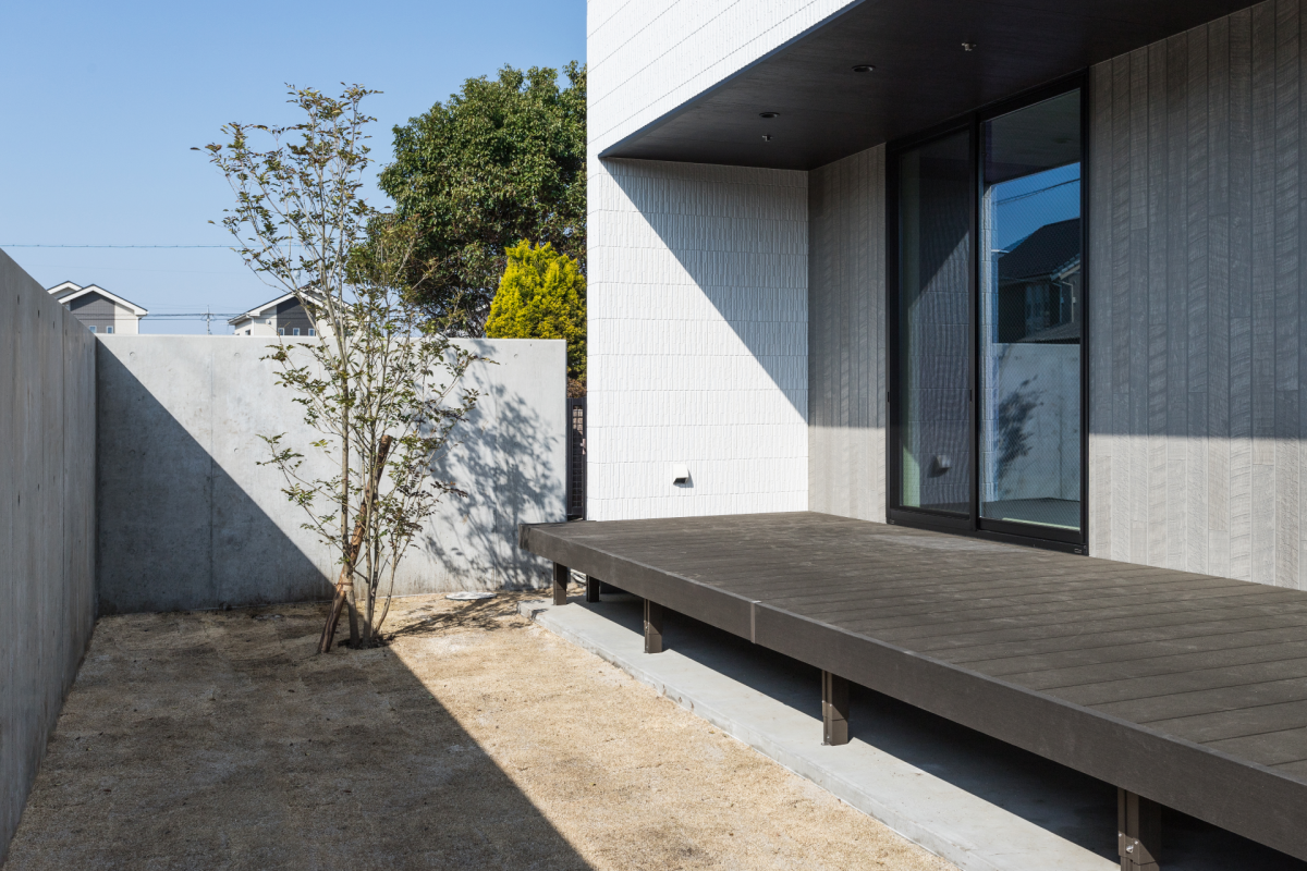 こだわりの親切設計・無垢材