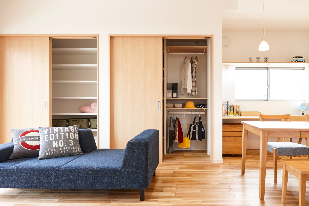 こだわりの親切設計・無垢材