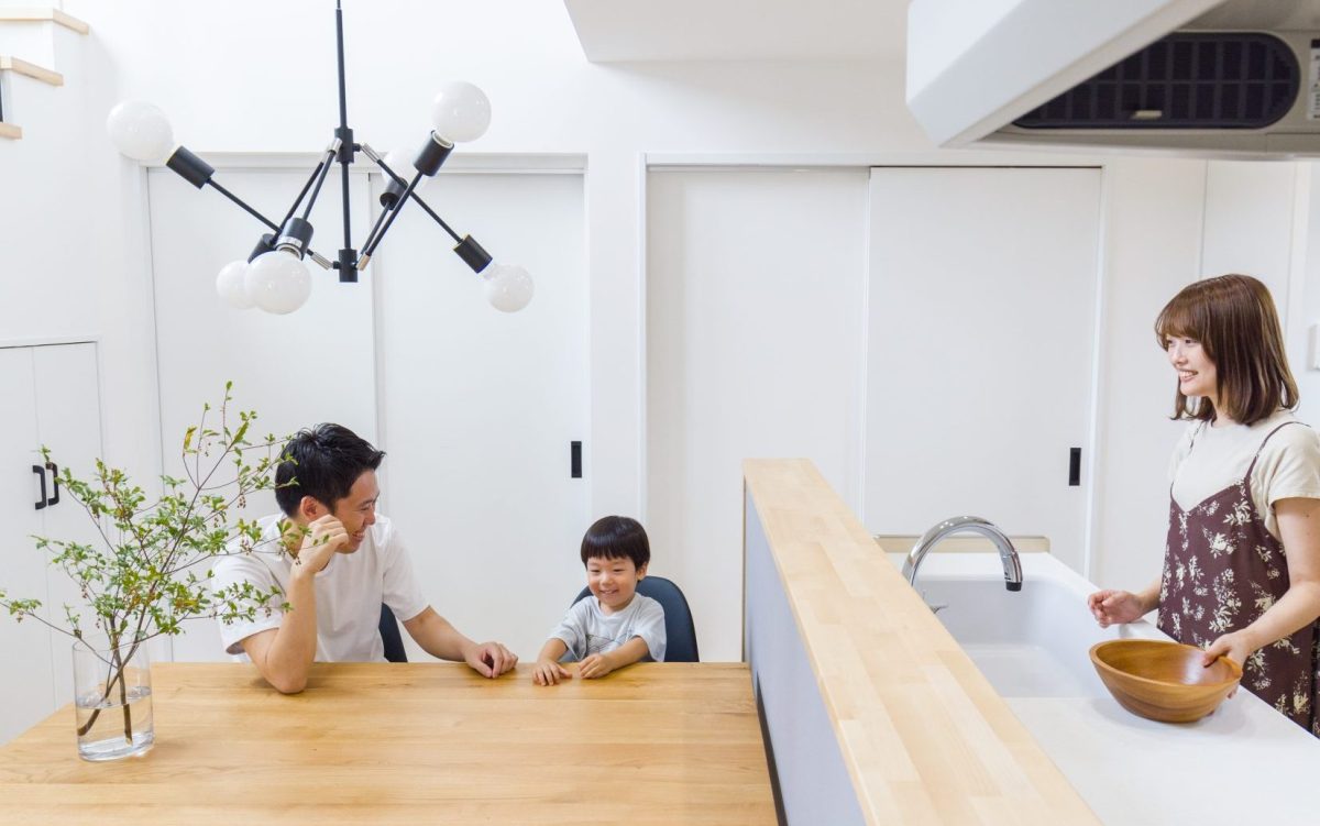 こだわりの親切設計・無垢材